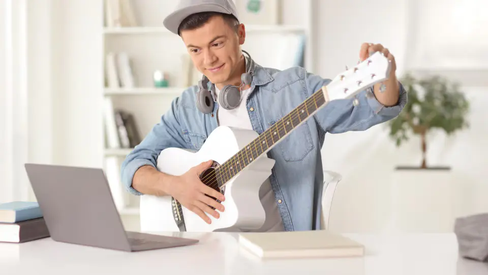 Mila Guitar learning app